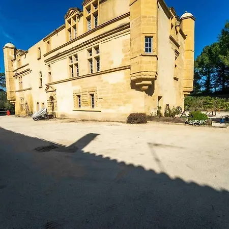 T2 Chateau Historique Remoulins